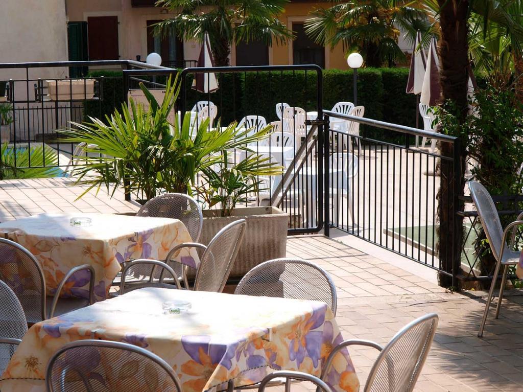 Hotel Alberello Riva del Garda Exterior foto