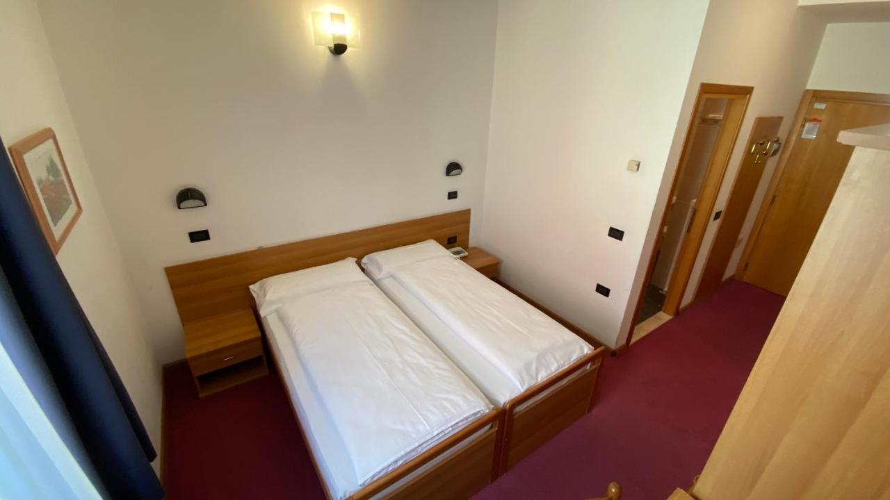 Hotel Alberello Riva del Garda Exterior foto